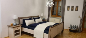 Brunnhaus, Ferienwohnung mit Garten